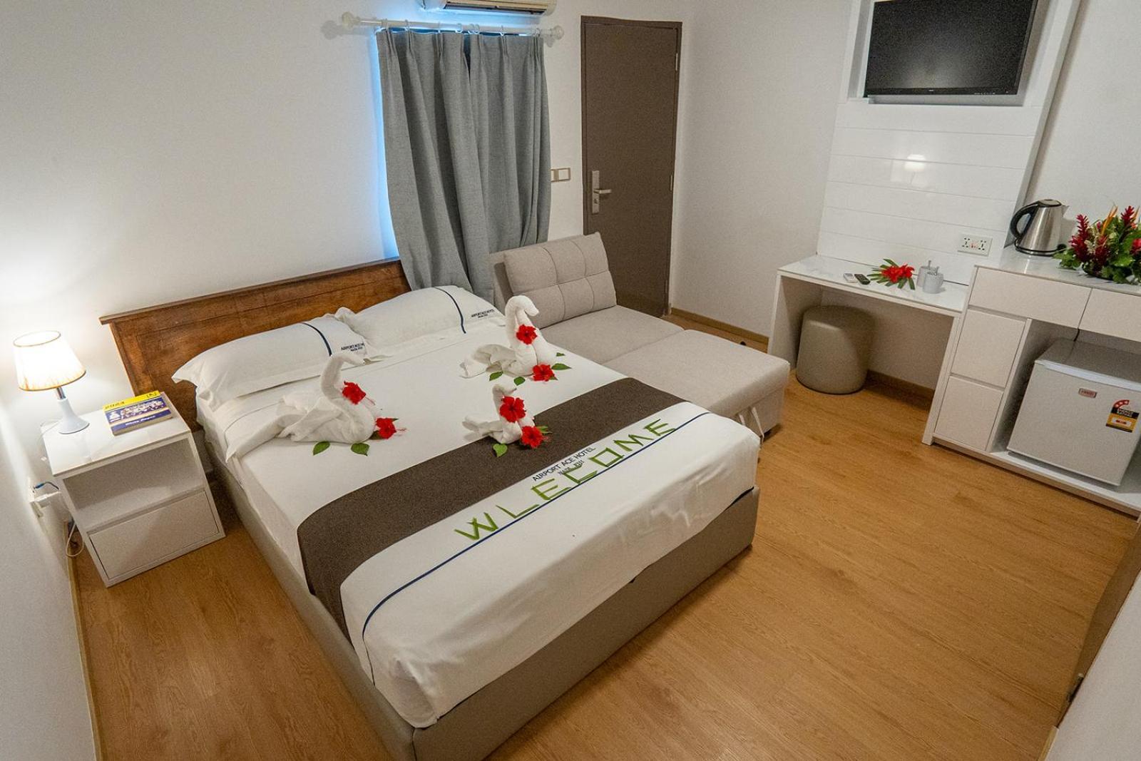 Airport Ace Hotel นาดี ภายนอก รูปภาพ