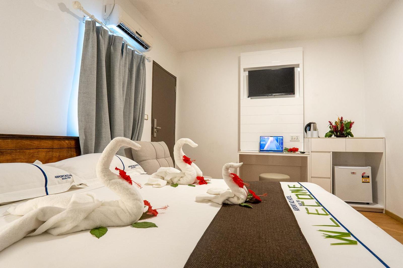 Airport Ace Hotel นาดี ภายนอก รูปภาพ